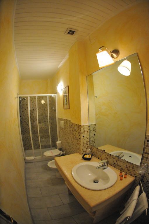 Hotel Atlantic Marina Di Carrara Camera foto